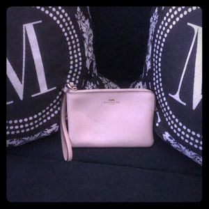 PRELOVED Coach cream wristlet